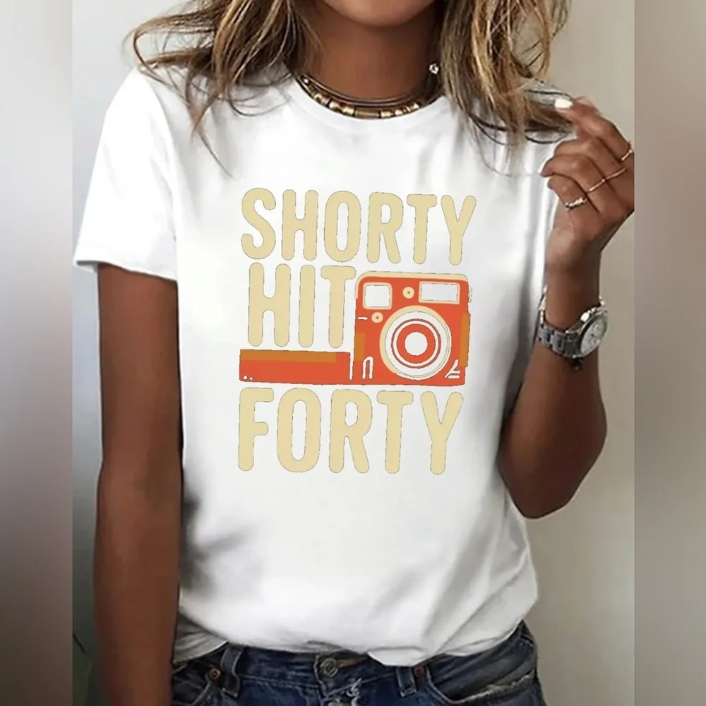 Shorty Hit 40 Graphic Tee Camera Print - Picture 1 of 4